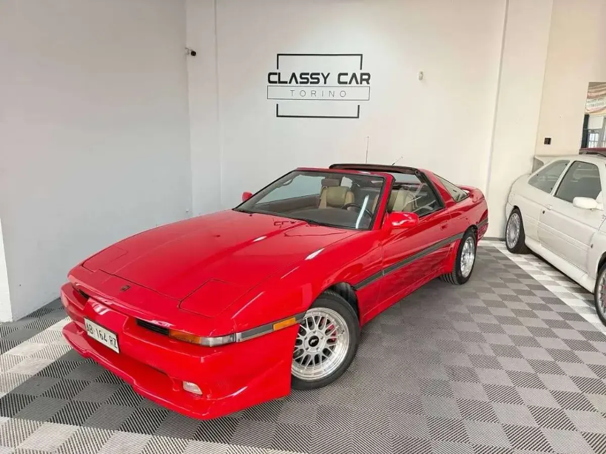 Usata Toyota Supra 235 CV (172 kW) 1989 Super red Coupé