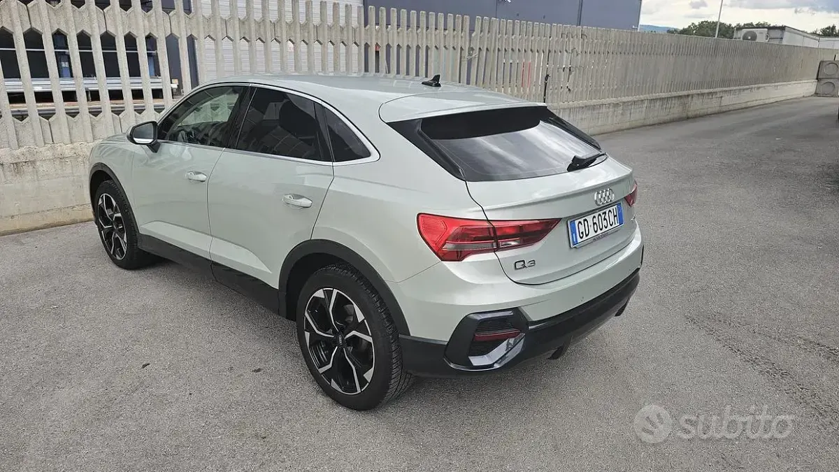 Usata Audi Q3 Sportback Comfort 150 CV (110 kW) 2021 Grigio SUV