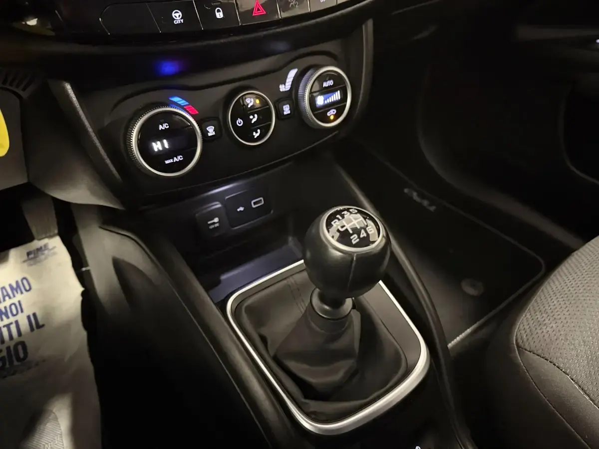 Gebraucht Fiat Tipo City Life 131 PS (96 kW) 2022 Schwarz Kombi