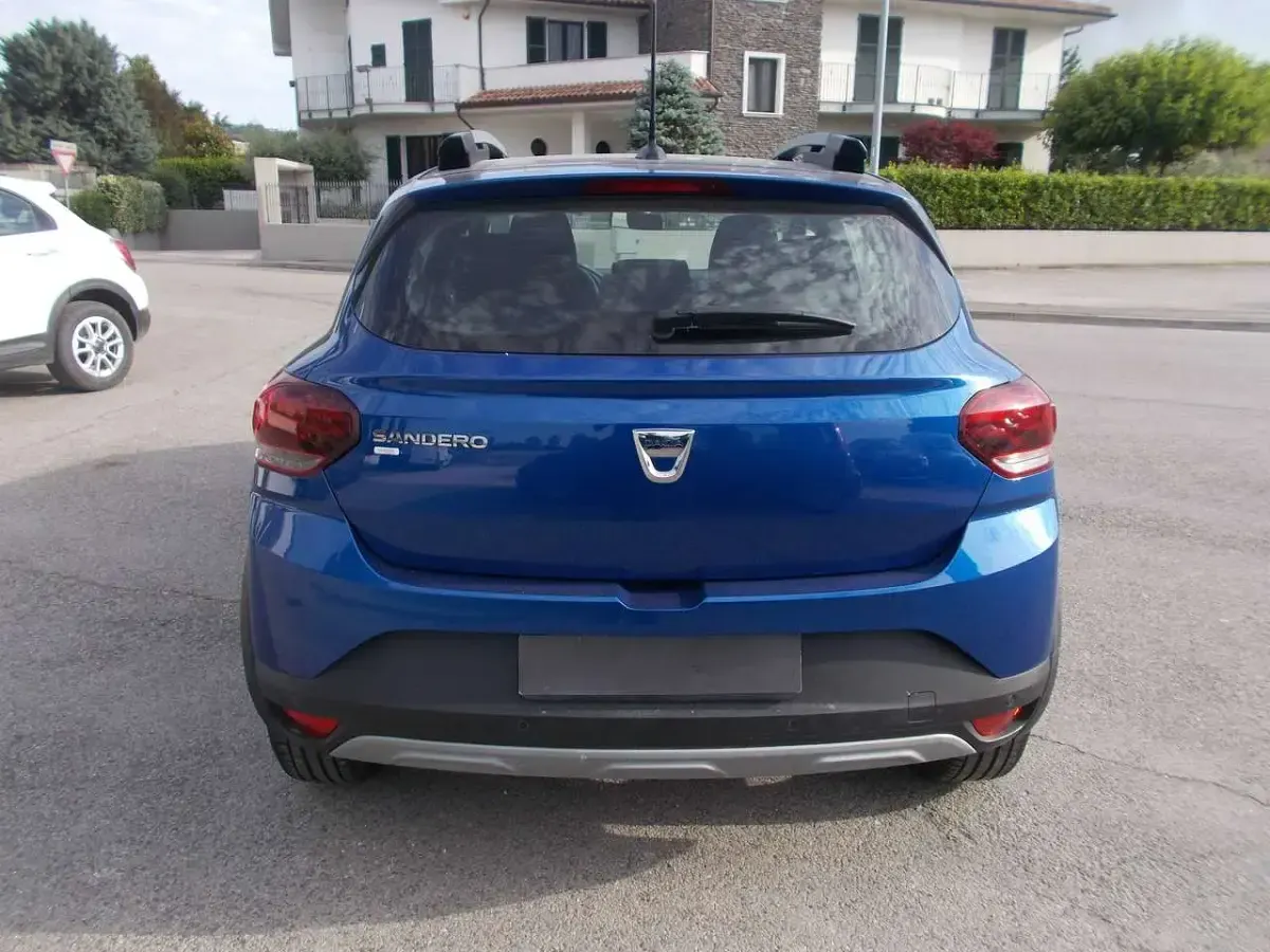 Usata Dacia Sandero Comfort 101 CV (74 kW) 2021 Blu/azzurro Berlina