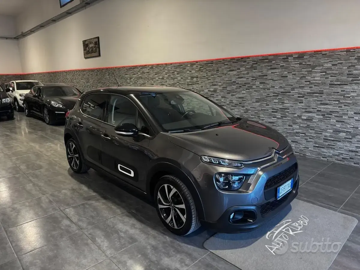Usata Citroën C3 Shine 102 CV (75 kW) 2021 Grigio Utilitaria