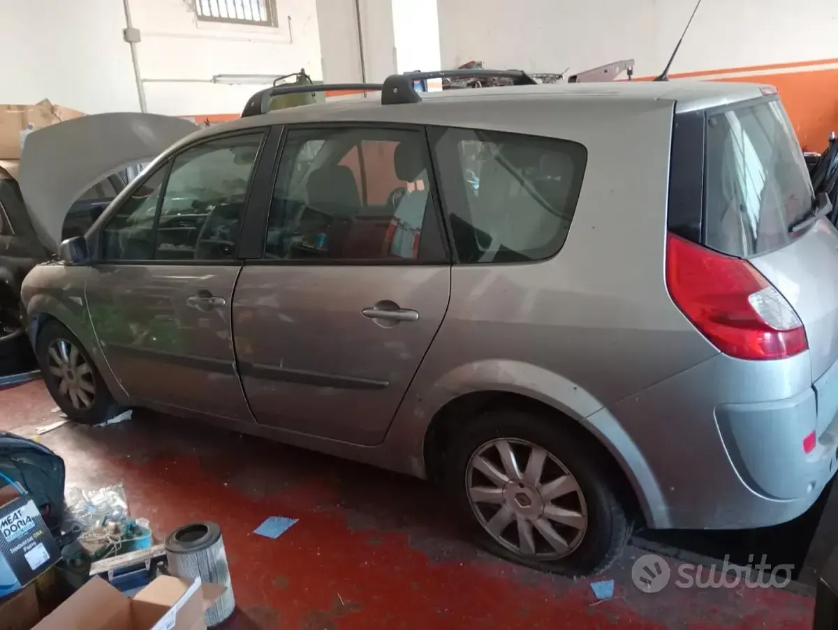 Usata Renault Scenic E-Tech 92 CV (67 kW) 2007 Berlina