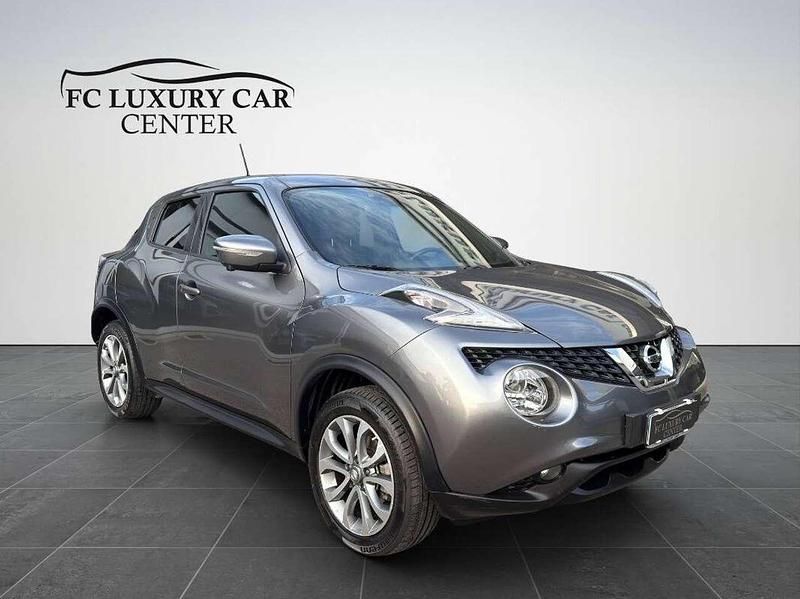 Grigio Usata 2015 Nissan Juke N-Connecta SUV | 10.500 € (Buon prezzo) - Immagine 1/4