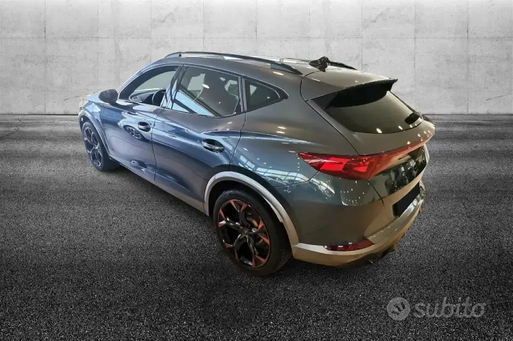 Usata Cupra Formentor VZ 245 CV (180 kW) 2021 Grigio metallizzato SUV