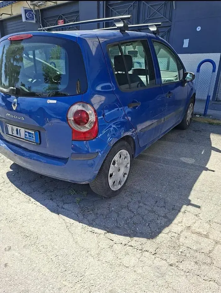 Usata Renault Modus 68 CV (50 kW) 2009 Bluazzurro Monovolume