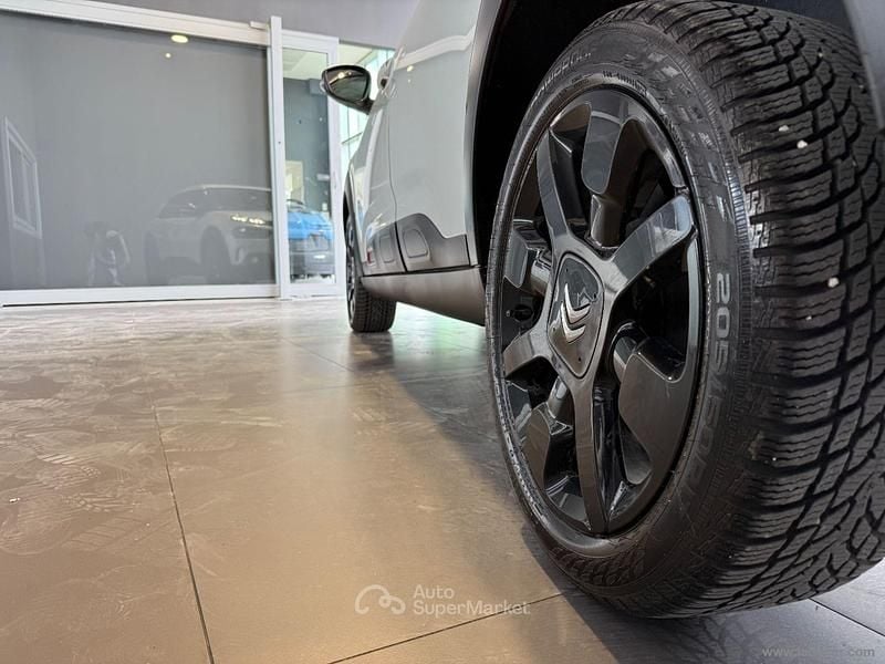 Usata Citroën C4 Shine 99 CV (72 kW) 2018 Bianco Berlina