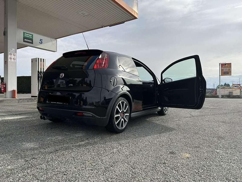 Usata Abarth Grande Punto 155 CV (114 kW) 2009 Nero Utilitaria
