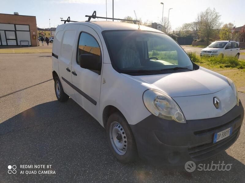 Bianco Usata 2008 Renault Kangoo Monovolume | 4900 € (Molto cara) - Immagine 1/4