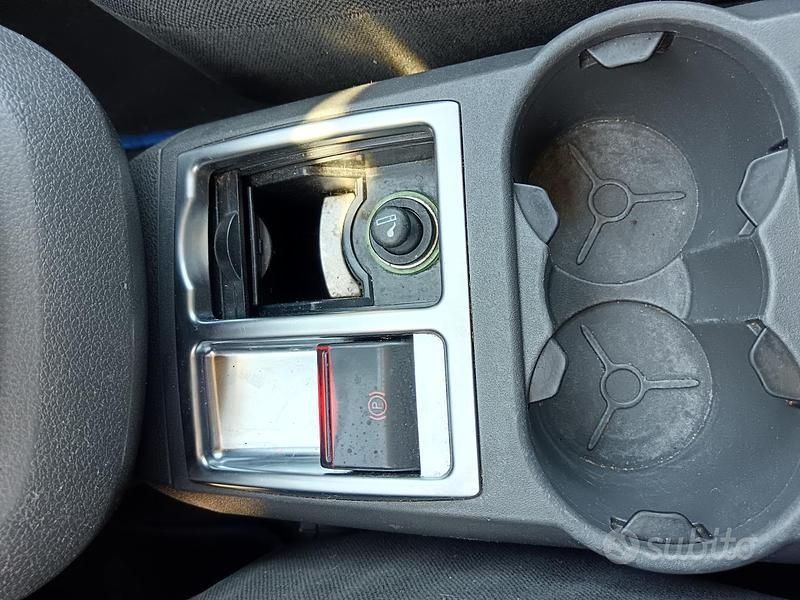 Usata Ford C-MAX 90 CV (66 kW) 2006 Grigio Monovolume