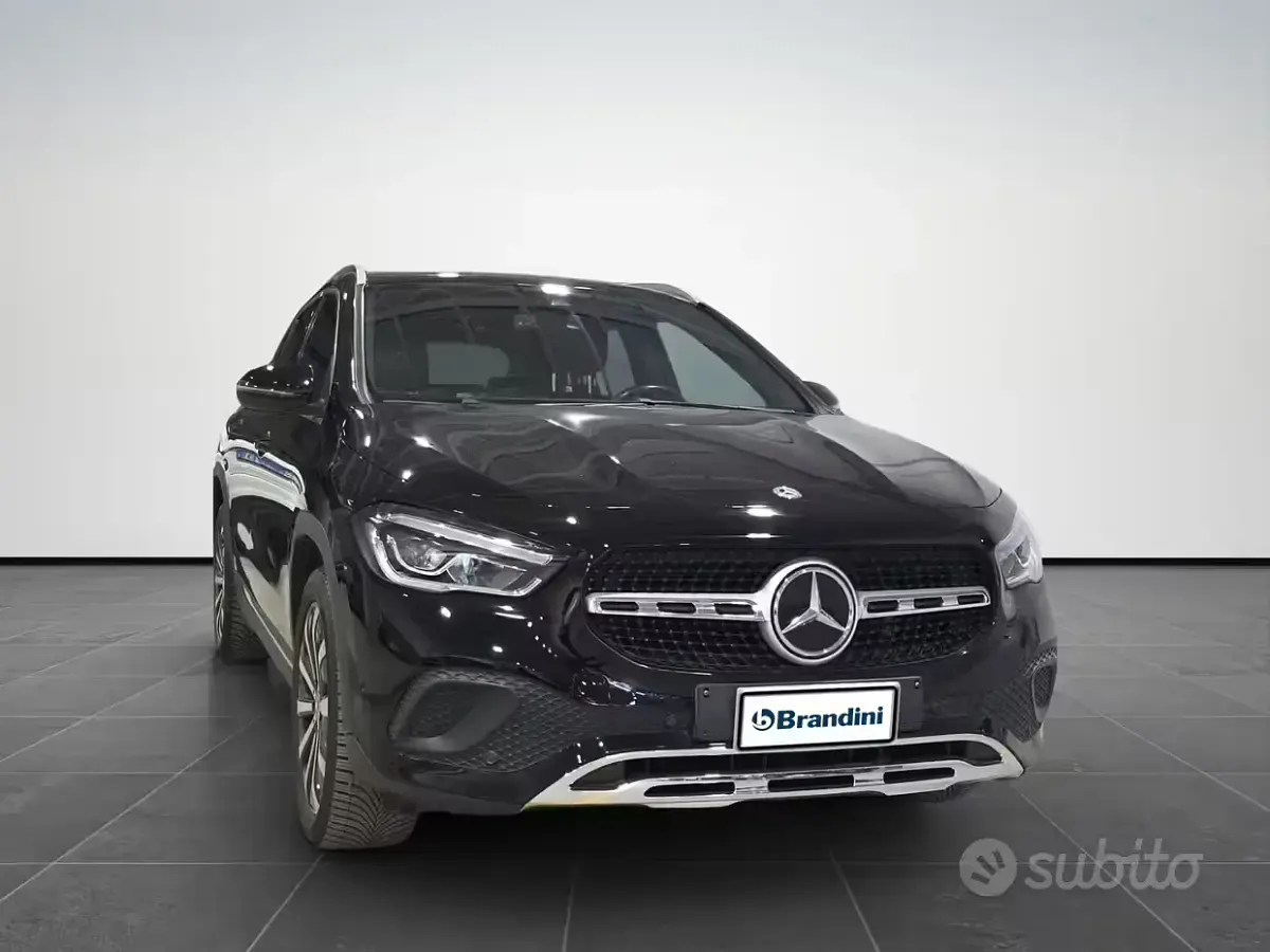 Usata Mercedes GLA220 Premium 190 CV (139 kW) 2020 Nero SUV