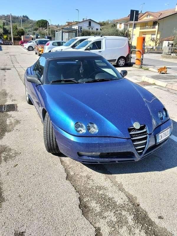 Usata Alfa Romeo Spider 165 CV (121 kW) 2004 Cabrio