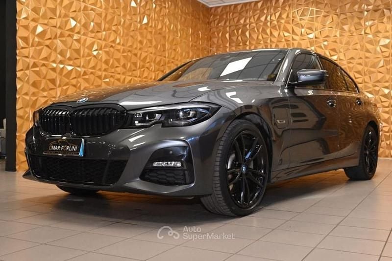 Usata BMW M3 M Sport 292 CV (214 kW) 2022 Gray Berlina