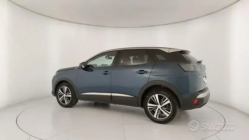Usata Peugeot 3008 Allure 131 CV (96 kW) 2023 Blu SUV