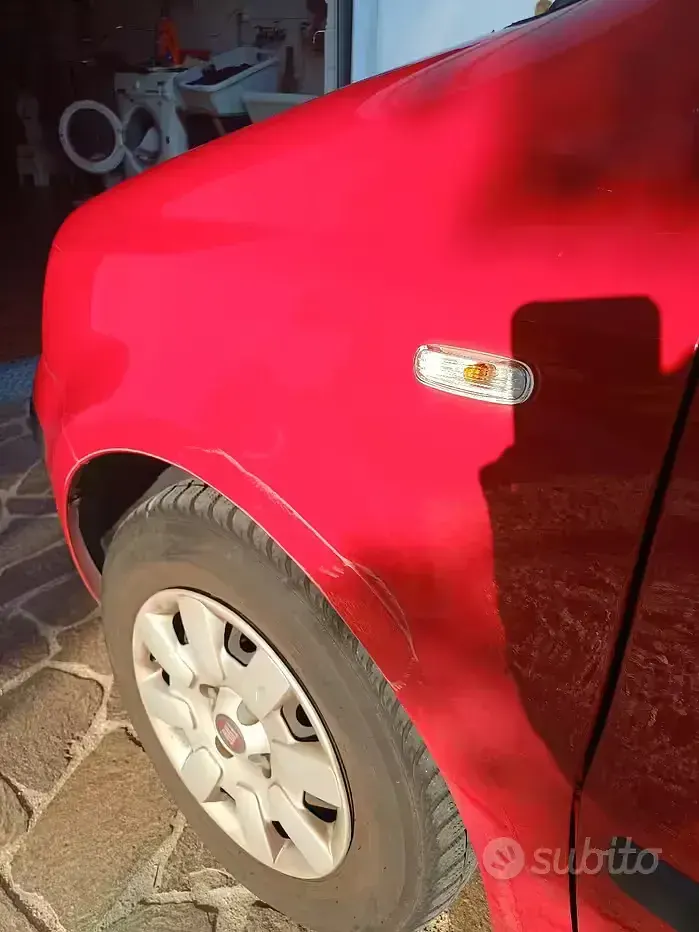 Usata Fiat Panda 69 CV (50 kW) 2010 Rosso Utilitaria