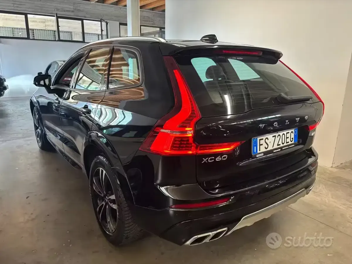 Usata Volvo XC60 Inscription 190 CV (139 kW) 2018 Nero SUV