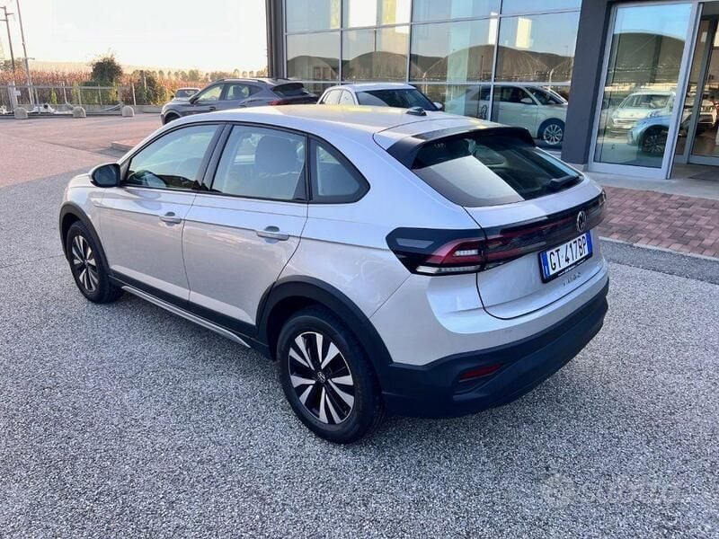 Usata VW Taigo Life 95 CV (69 kW) 2024 Argento metallizzato SUV