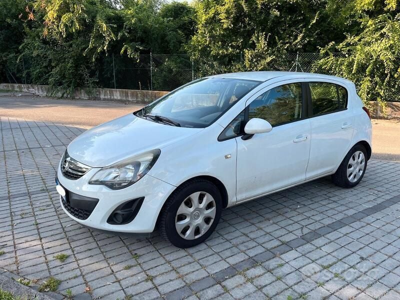 Usata Opel Corsa 86 CV (63 kW) 2015 Bianco Utilitaria