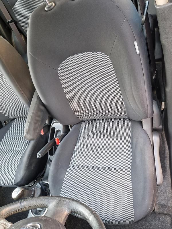 Usata Nissan Micra Tekna 80 CV (58 kW) 2017 Argento Berlina