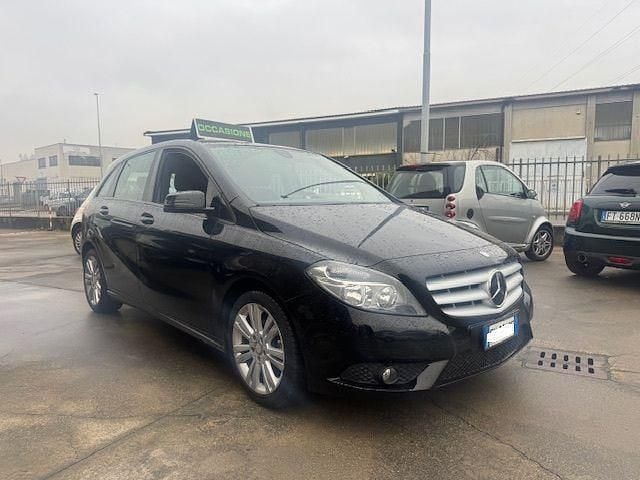 Usata Mercedes B180 Executive 109 CV (80 kW) 2014 Nero Monovolume