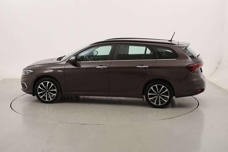Usata Fiat Tipo Lounge 120 CV (88 kW) 2021 Marrone Station wagon