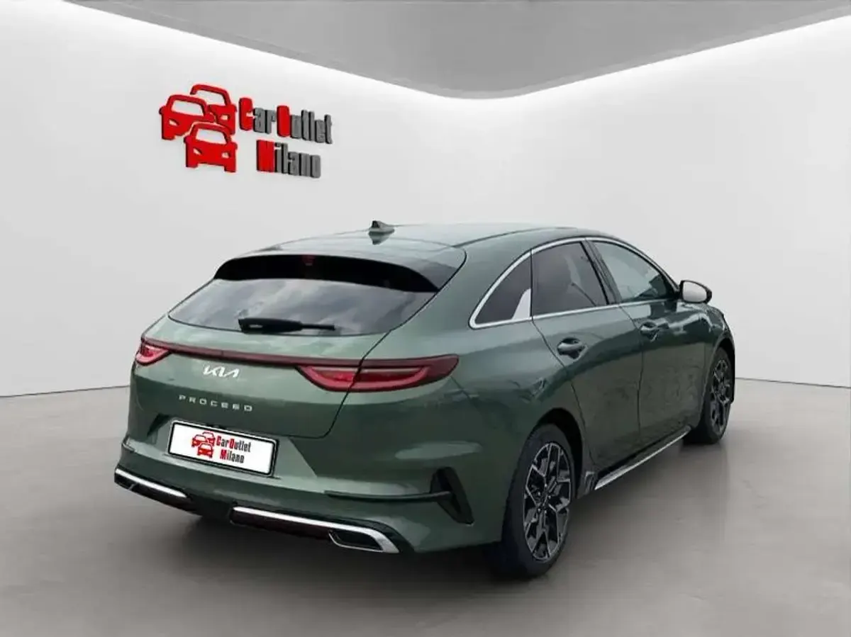 Usata Kia ProCeed GT-Line 140 CV (102 kW) 2025 Verde Station wagon