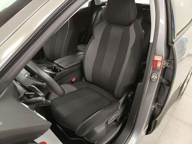 Usata Peugeot 3008 S 131 CV (96 kW) 2020 Grigio SUV