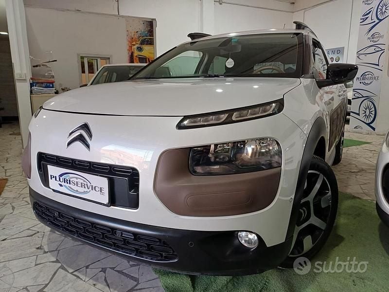 Usata Citroën C4 Cactus 100 CV (73 kW) 2015 Bianco Utilitaria