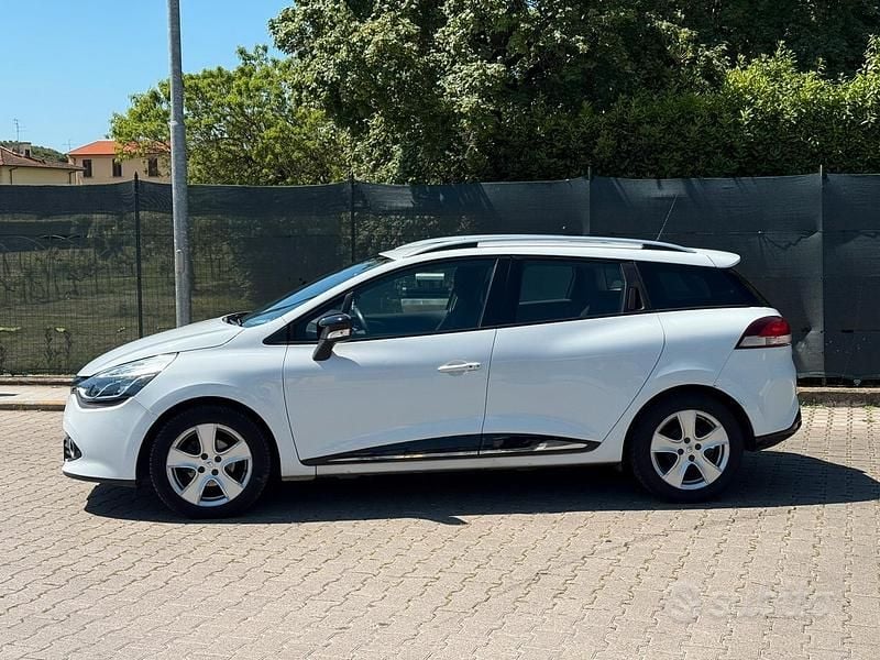 Usata Renault Clio GrandTour 58 CV (42 kW) 2013 Bianco Station wagon