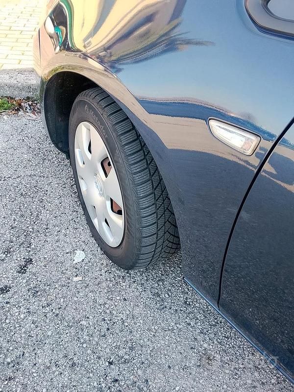 Usata Opel Astra 60 CV (44 kW) 2012 Station wagon