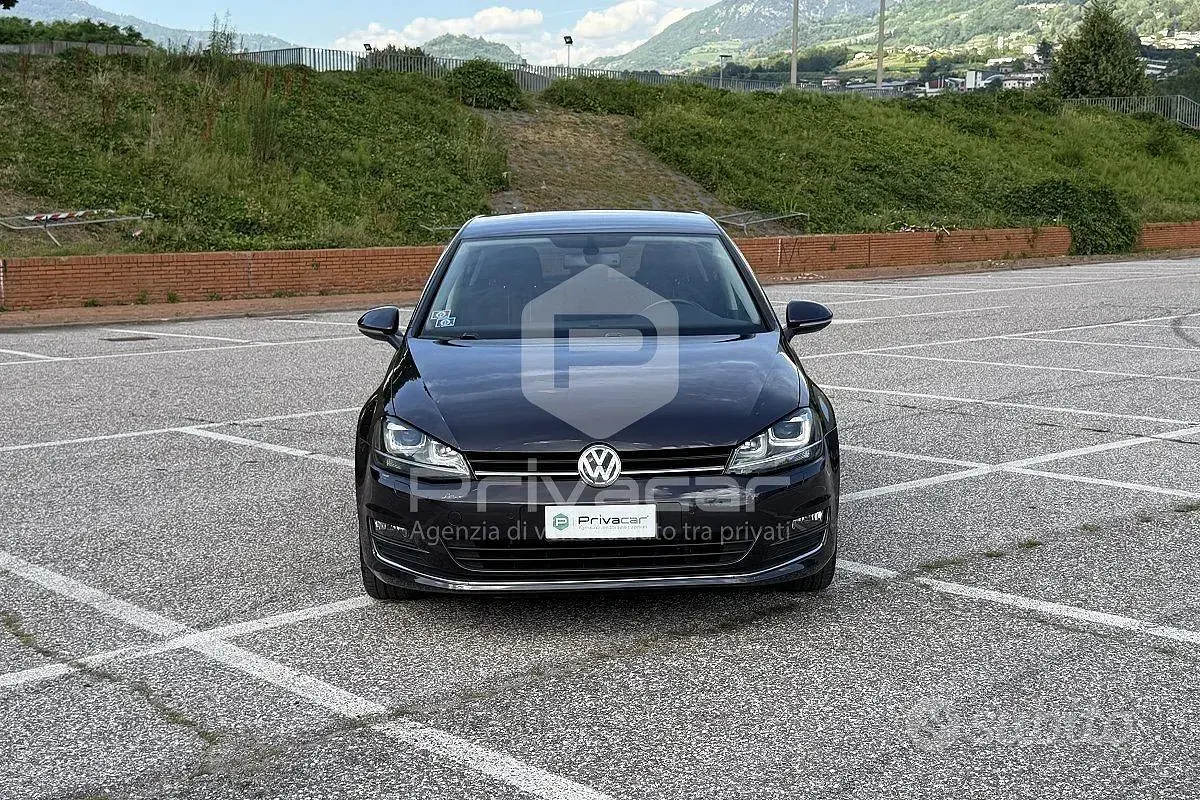 Usata VW Golf VII Comfortline 110 CV (80 kW) 2015 Nero Utilitaria