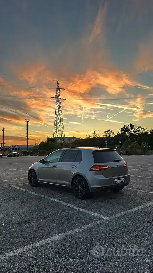 Usata VW Golf VII 110 CV (80 kW) 2016 Grigio Berlina