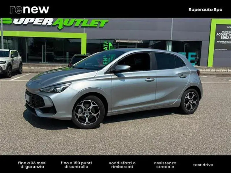 Usata MG MG3 Comfort 194 CV (142 kW) 2024 Grigio chiaro Utilitaria