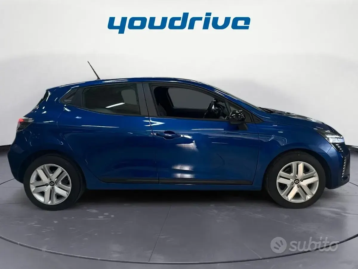 Nuova Renault Clio Evolution 101 CV (74 kW) 2026 Bluazzurro Utilitaria