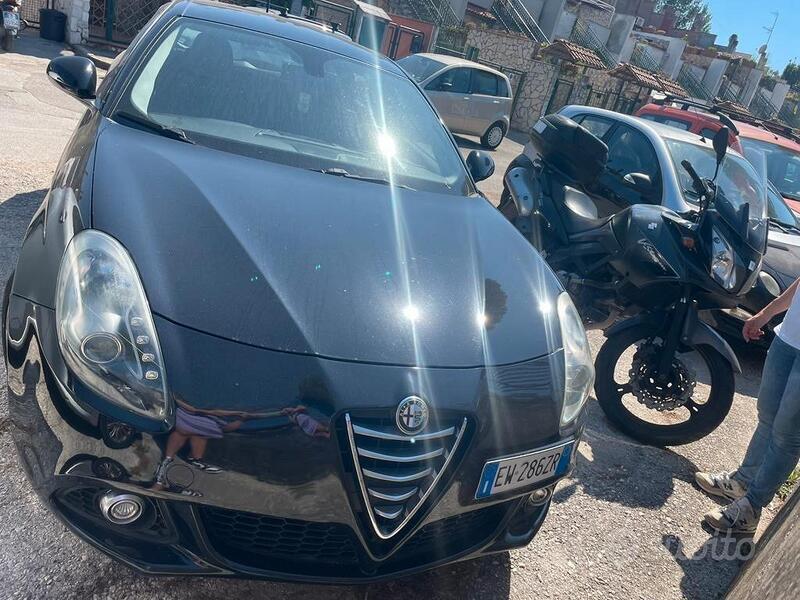 Usato 2014 Alfa Romeo Giulietta Diesel (8.200 €)