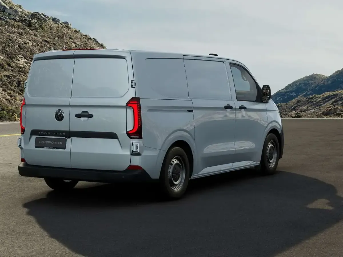 Nuova VW T7 150 CV (110 kW) 2026 Clear white Furgone