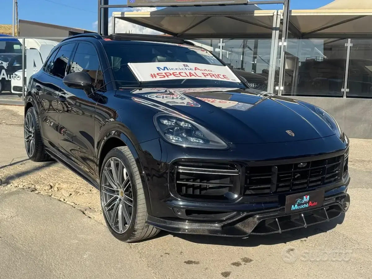 Usata Porsche Cayenne 549 CV (403 kW) 2020 Nero SUV