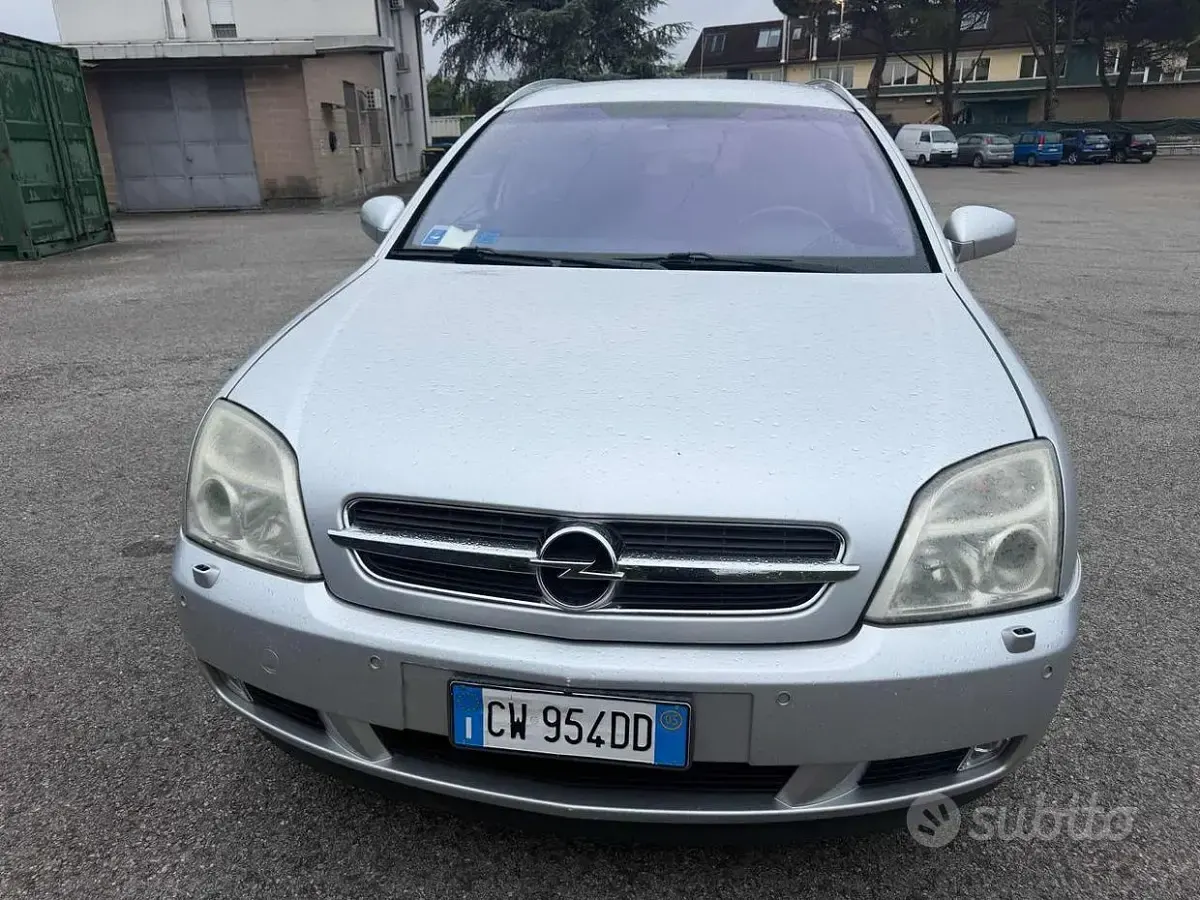 Usata Opel Vectra Sport 120 CV (88 kW) 2005 Grigio Station wagon