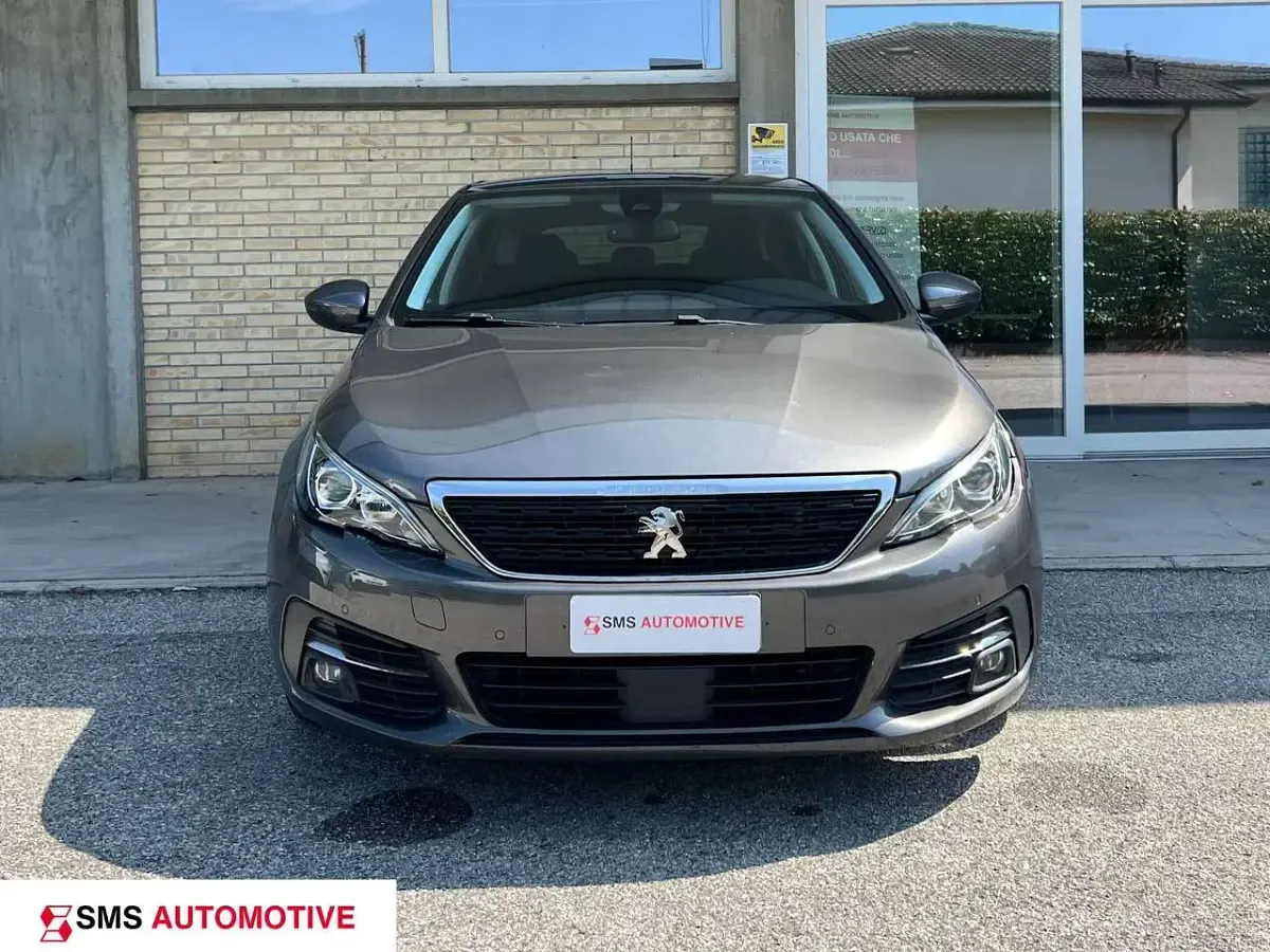 Usata Peugeot 308 Business-Line 131 CV (96 kW) 2019 Grigio Station wagon