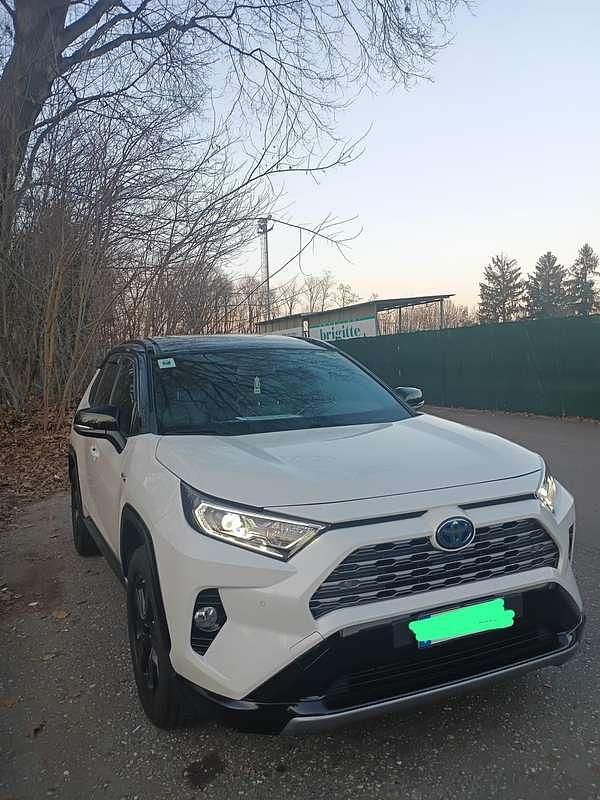 Usata Toyota RAV4 Hybrid Style 178 CV (130 kW) 2019 SUV