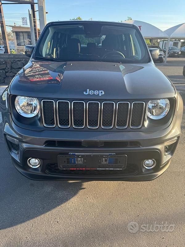 Usata Jeep Renegade Longitude 120 CV (88 kW) 2021 Grigio SUV