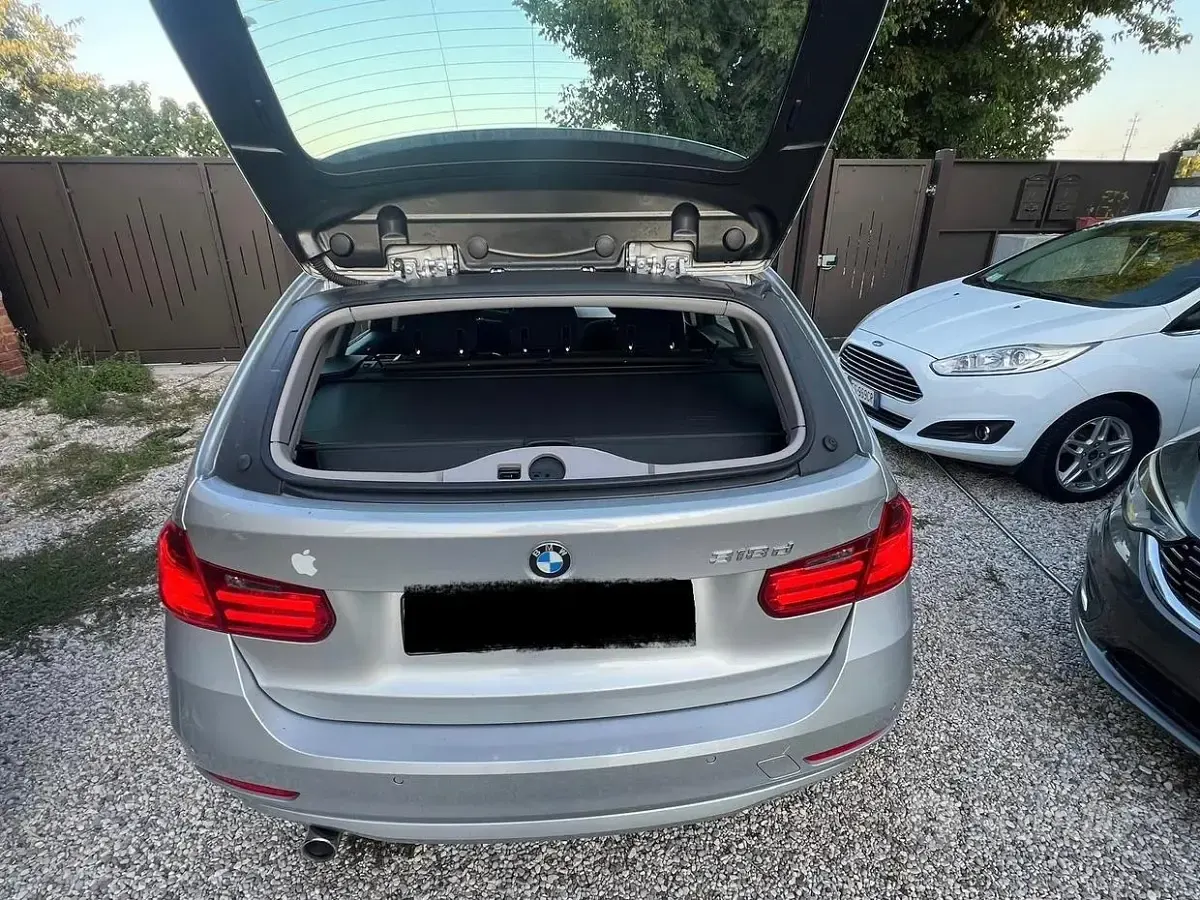 Usata BMW 318 143 CV (105 kW) 2015 Grigio Station wagon