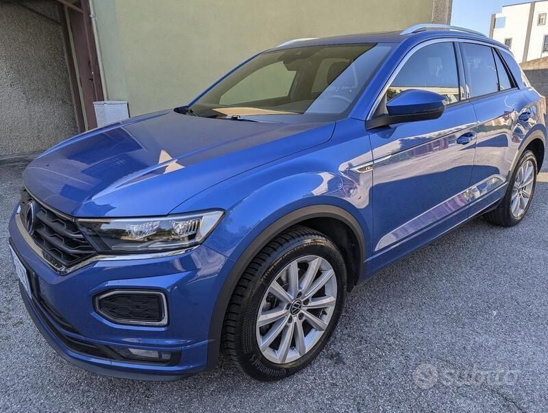 Usata VW T-Roc Advance 116 CV (85 kW) 2021 Blu SUV