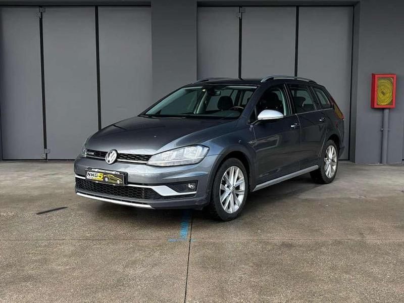 Grigio Usata 2017 VW Golf Berlina | 10.900 € (Super prezzo) - Immagine 1/4
