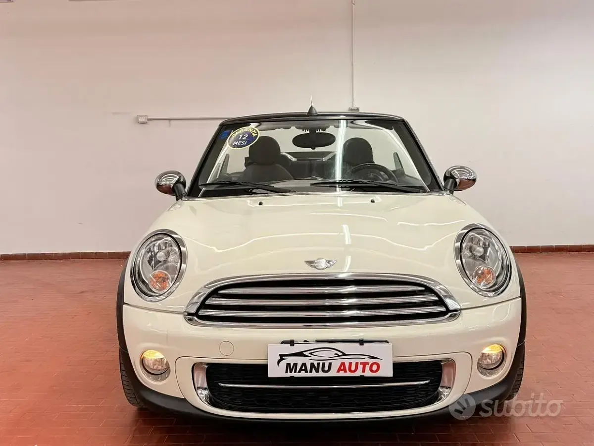 Usata Mini Cooper Cabriolet 111 CV (81 kW) 2012 Bianco Cabrio