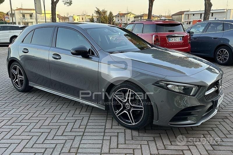 Usata Mercedes A180 Premium 116 CV (85 kW) 2020 Grigio Utilitaria