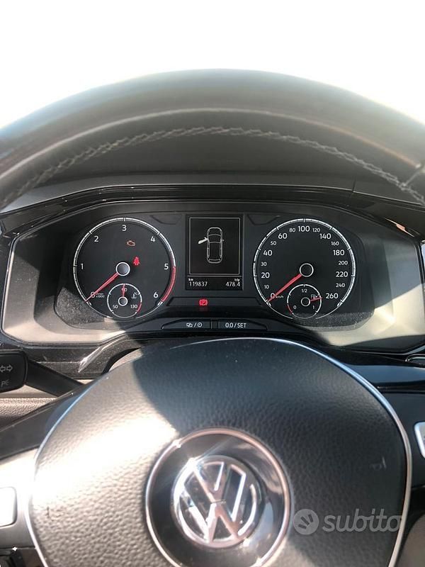 Usata VW Polo 95 CV (69 kW) 2018 Blu Utilitaria