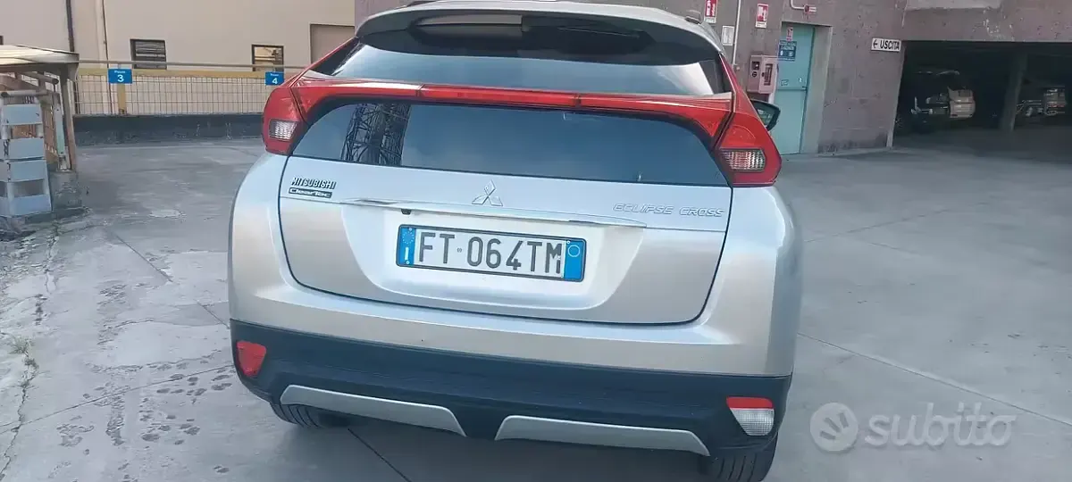 Usata Mitsubishi Eclipse Instyle 163 CV (119 kW) 2019 Grigio Station wagon