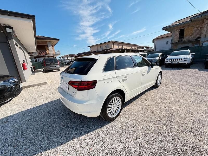 Usata Audi A3 Ambiente 105 CV (77 kW) 2013 Bianco Berlina