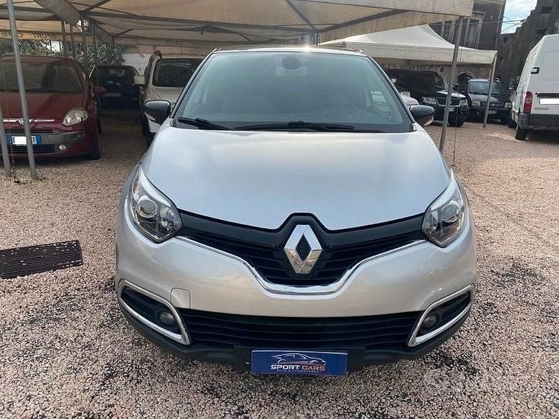 Usata Renault Captur Intens 90 CV (66 kW) 2016 Grigio SUV