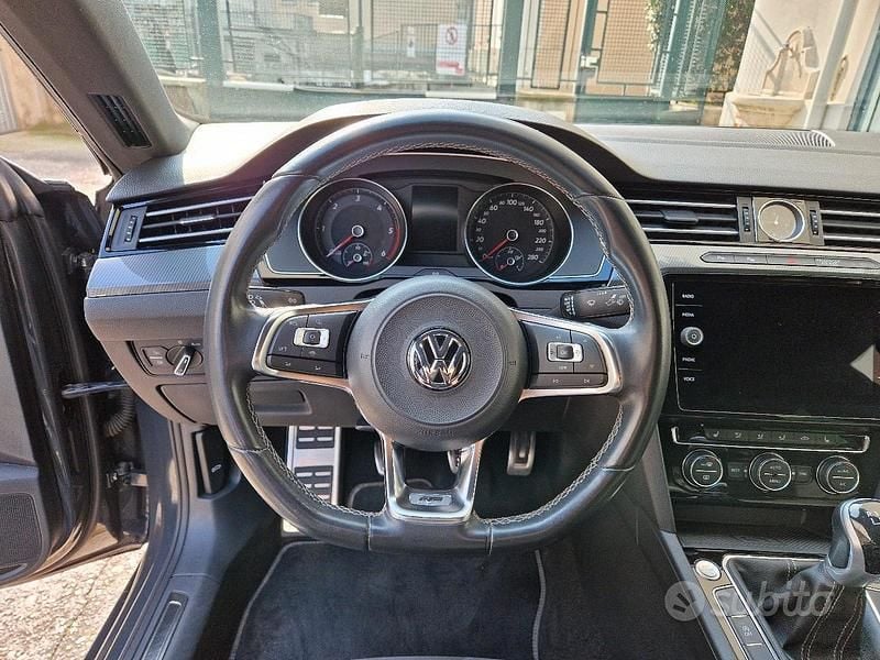 Usata VW Arteon 150 CV (110 kW) 2019 Grigio Berlina